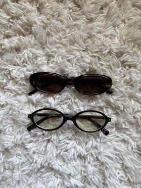 Sunnies and round glasses